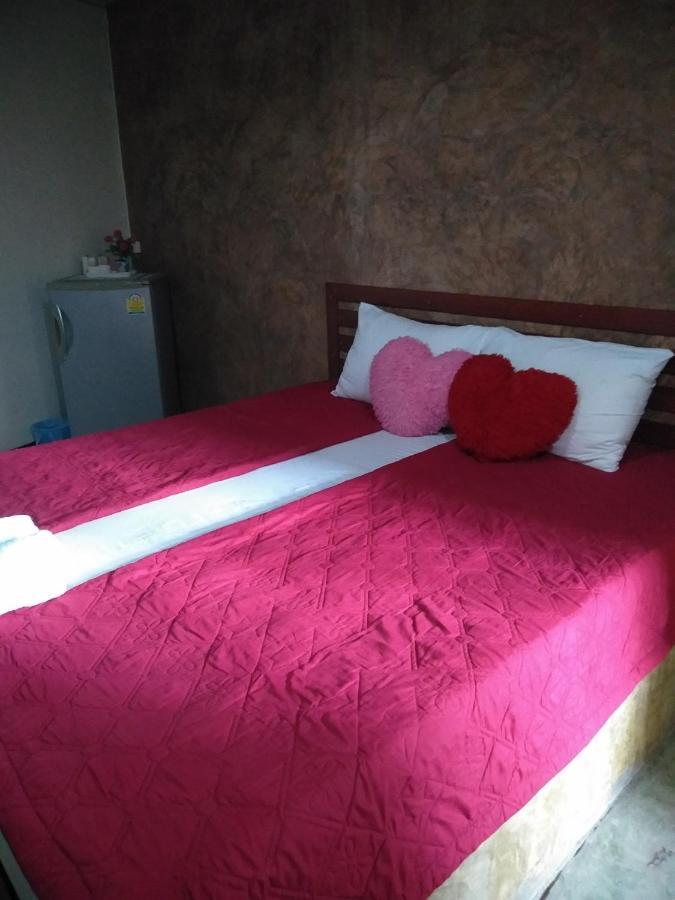 Ban Khun Rin Homestay アムパワー エクステリア 写真